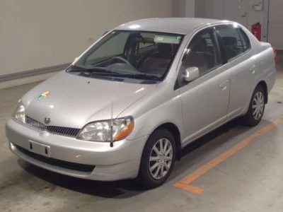 Toyota PLATZ  с аукциона в Японии