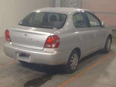Toyota PLATZ  с аукциона в Японии