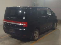 Mitsubishi DELICA D5 лот № 6123 оценка 3  с аукциона в Японии 1