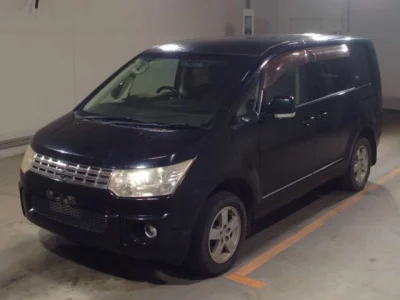Mitsubishi DELICA D5  с аукциона в Японии