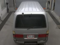 Toyota HIACE VAN лот № 8087 оценка 3  с аукциона в Японии 6