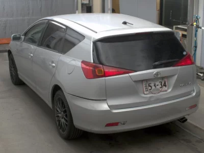 Toyota CALDINA  с аукциона в Японии