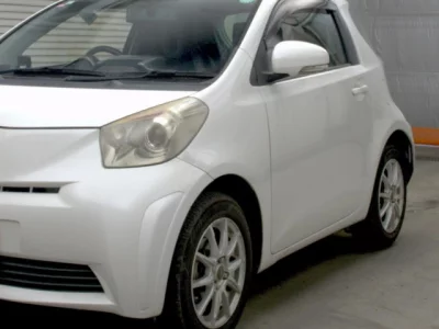 Toyota IQ