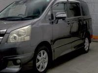 Toyota NOAH лот № 2021 оценка 3.5  с аукциона в Японии 3