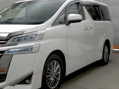 Toyota VELLFIRE  с аукциона в Японии
