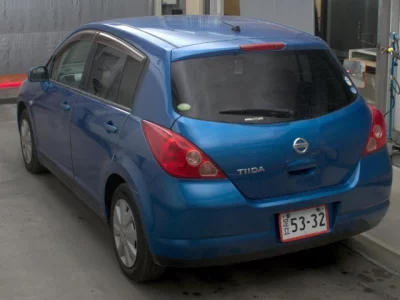 Nissan TIIDA