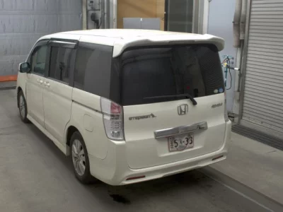 Honda STEP WAGON