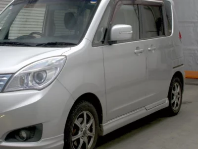 Mitsubishi DELICA D2