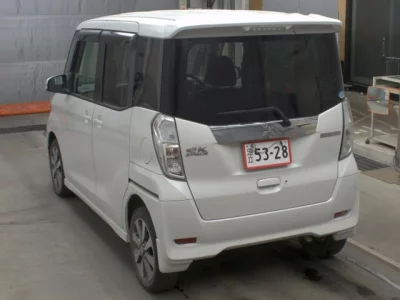 Mitsubishi EK SPACE