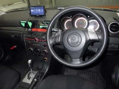 Mazda AXELA  с аукциона в Японии