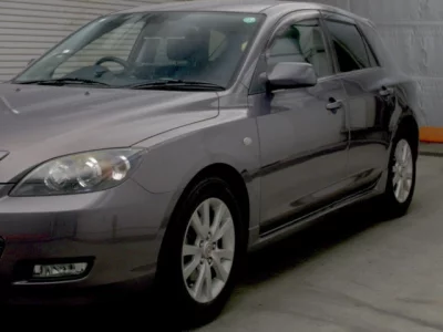 Mazda AXELA  с аукциона в Японии