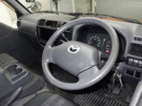 Mazda BONGO VAN лот № 3121 оценка 3.5  с аукциона в Японии 2