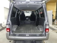 Mazda BONGO VAN лот № 3121 оценка 3.5  с аукциона в Японии 7