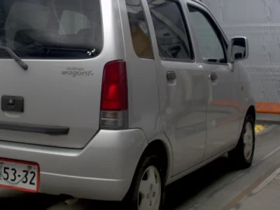 Suzuki WAGON R  с аукциона в Японии