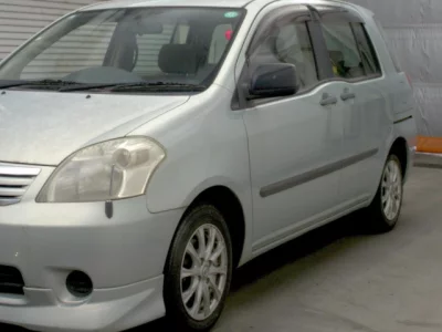 Toyota RAUM