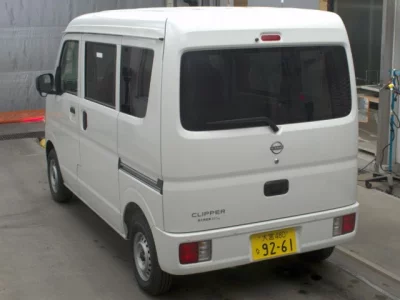 Nissan CLIPPER VAN