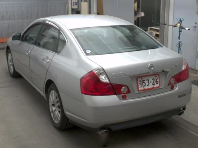 Nissan FUGA  с аукциона в Японии