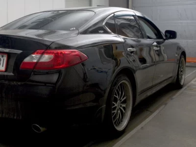 Nissan FUGA  с аукциона в Японии