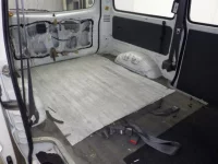 Nissan VANETTE VAN лот № 8047 оценка 3.5  с аукциона в Японии 7