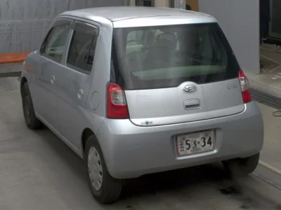 Daihatsu Esse
