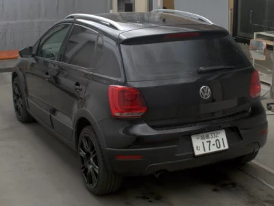 Volkswagen CROSS POLO