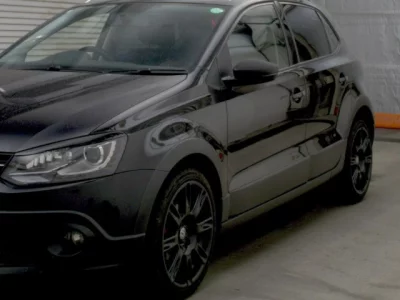 Volkswagen CROSS POLO