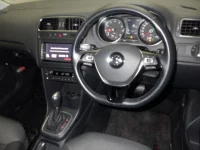 Volkswagen POLO лот № 3073 оценка 4  с аукциона в Японии 2