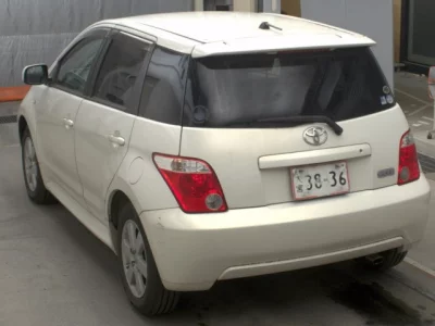 Toyota IST