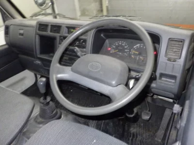 Toyota HIACE TRUCK  с аукциона в Японии