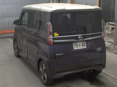 Nissan ROOX  с аукциона в Японии