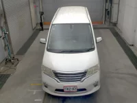 Nissan SERENA лот № 4040 оценка 3.5  с аукциона в Японии 4