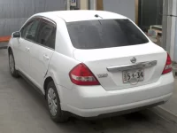 Nissan TIIDA LATIO лот № 4023 оценка 3.5  с аукциона в Японии 1