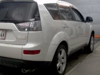 Mitsubishi OUTLANDER лот № 3171 оценка 3.5  с аукциона в Японии 4