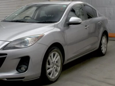 Mazda AXELA  с аукциона в Японии