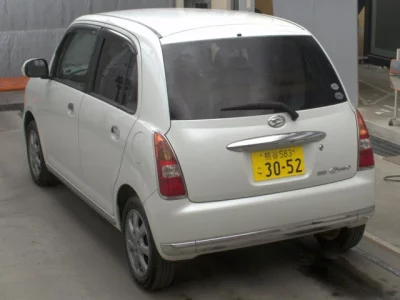 Daihatsu MIRA
