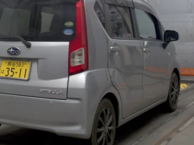 Subaru STELLA