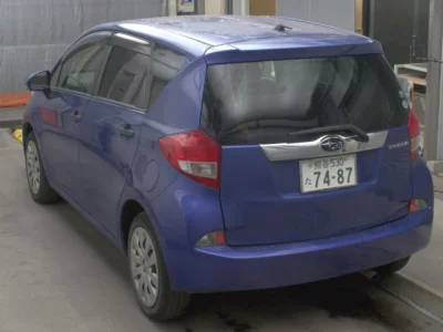 Subaru TREZIA
