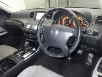 Nissan FUGA лот № 10118 оценка 3.5  с аукциона в Японии 2