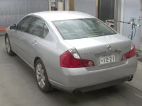 Nissan FUGA лот № 10118 оценка 3.5  с аукциона в Японии 1