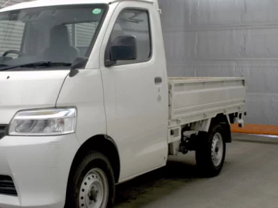 Mazda BONGO  с аукциона в Японии