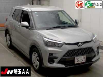 Toyota RAIZE  с аукциона в Японии