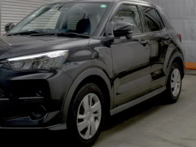 Toyota RAIZE  с аукциона в Японии