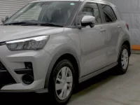 Toyota RAIZE лот № 6211 оценка 3.5  с аукциона в Японии 3