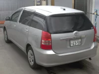 Toyota WISH лот № 2208 оценка 4  с аукциона в Японии 1