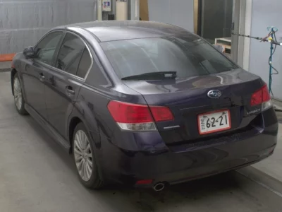 Subaru LEGACY B4