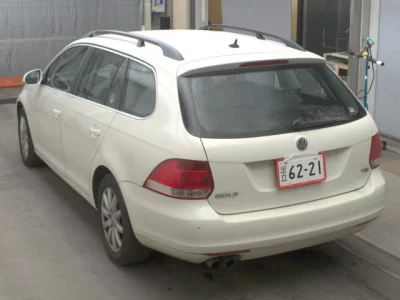 Volkswagen GOLF VARIANT