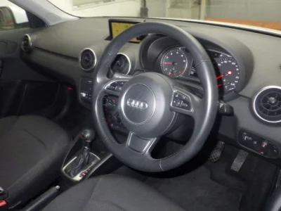 Audi A1  с аукциона в Японии