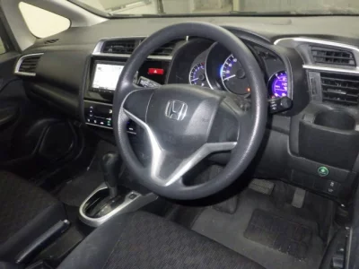 Honda FIT  с аукциона в Японии