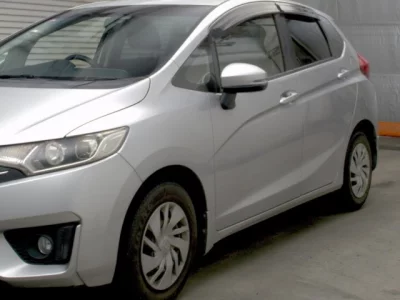 Honda FIT  с аукциона в Японии