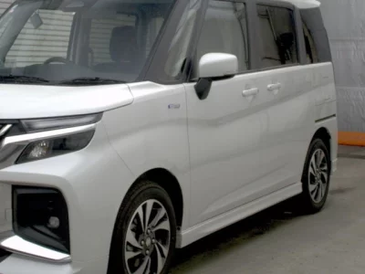 Suzuki SOLIO  с аукциона в Японии